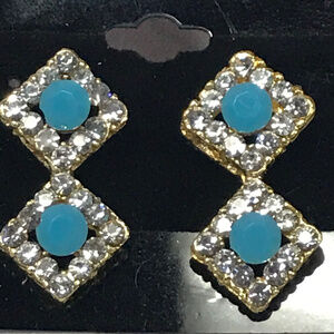Boutique VIntage Gold Square Dangle Earrings